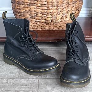 Dr. Martens 1460 Pascal Virginia Lace-Up Boots